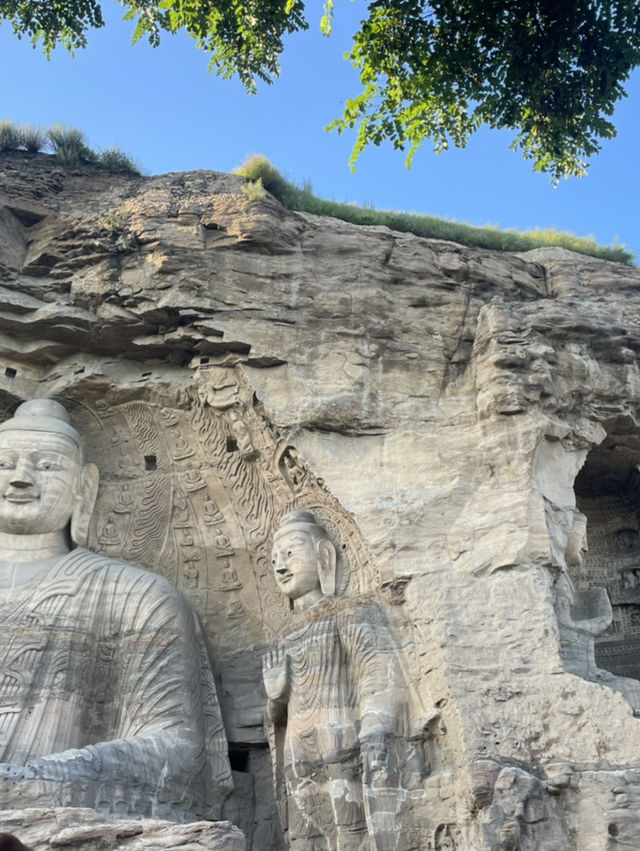 ULTIMATE CHINA 15 DAYS TRIP : PANDAS, ADRENALINE AND KARAOKE BARS