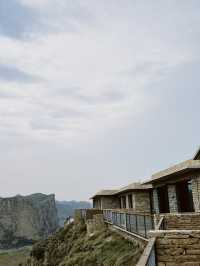 懸崖上的神仙民宿讓我在清水河躺平一整天！