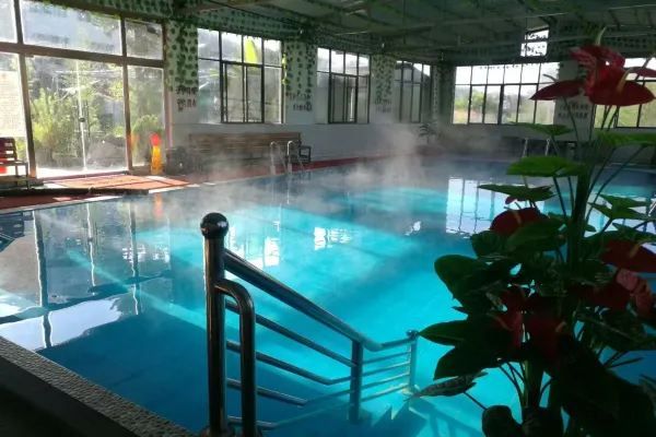 在雲霧與稻香間,邂逅白族風情的溫泉詩畫 在雲霧與稻香間,邂逅白族風情的溫泉詩畫