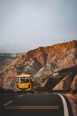 One-Day Tour Route in Lanzhou｜Ink Wash Danxia + Lanshan Park Manhattan