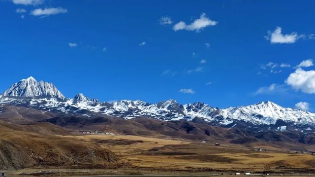 歡迎來塔公草原遊玩