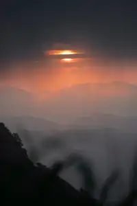 你問我什麼是自由?是七月底的武功山