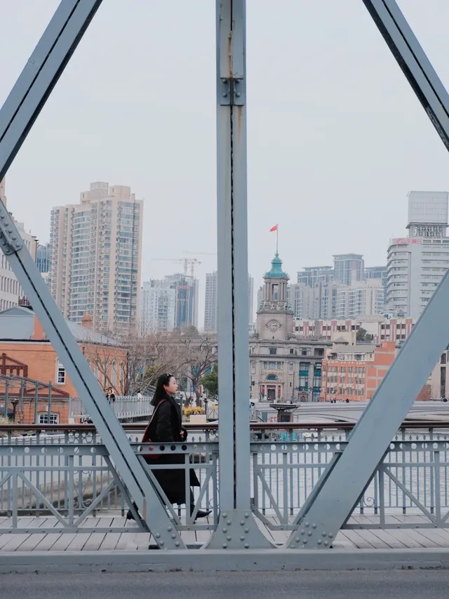 上海冬天拍照都好看的地方北外灘citywalk 上海冬天拍照都好看的地方北外灘citywalk