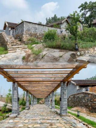 멍산 산소바 오솔길 탐험! 왕추란과 같은 산거주지 인증샷