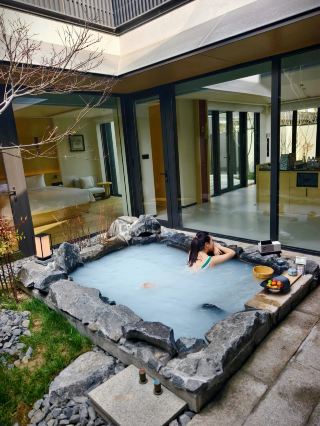 ทริปพักผ่อนสุดสัปดาห์ในเขตปักกิ่ง-เทียนจิน-เหอเป่ย | ดื่มด่ำกับความสบายอย่างอ่อนโยนของบ่อน้ำพุร้อนส่วนตัว