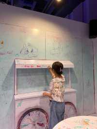 A Fun Photo Haven at Dopamine Land
