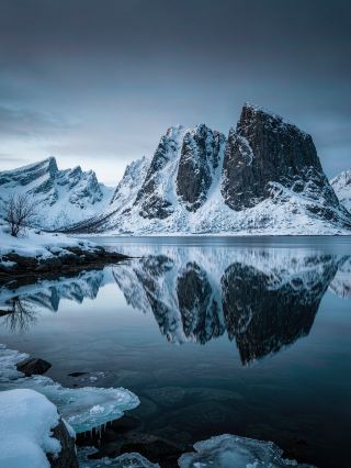 How to choose between Norway's fjords and northern islands