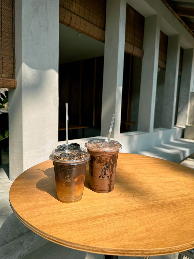 CALM COFFEE SPACE 
