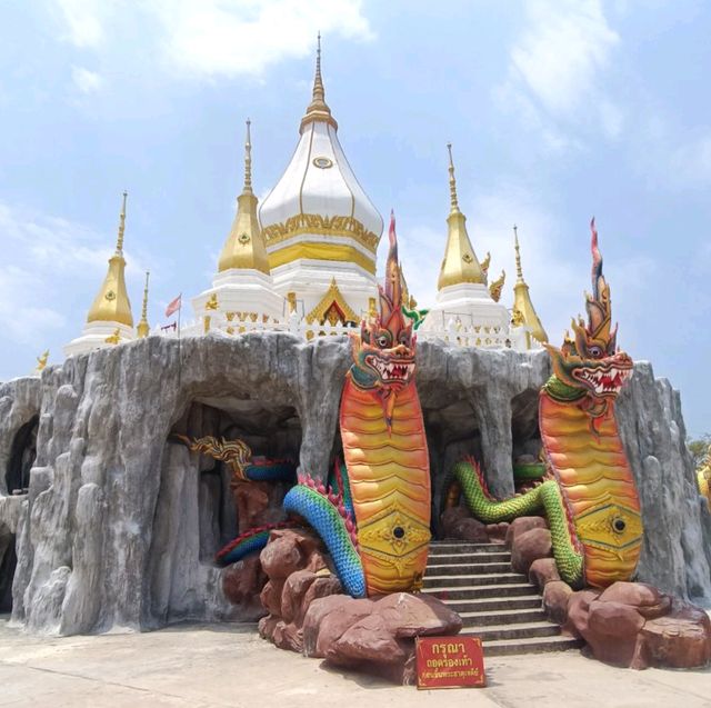 วัดดานพระอินทร์ มุกดาหาร แนะนำว่าต้องไปชม