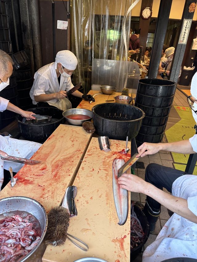 成田百年老店嘆入口即融鰻魚飯