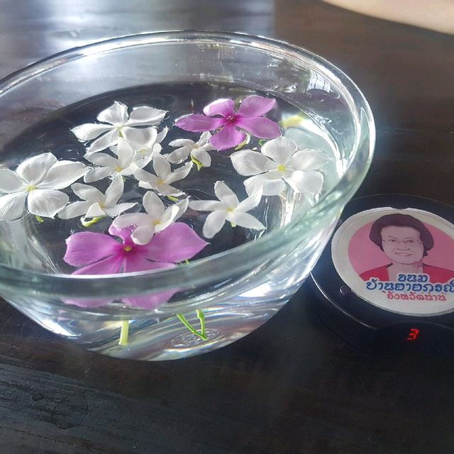 ไปกินหนมหวานที่น่านกันนะ