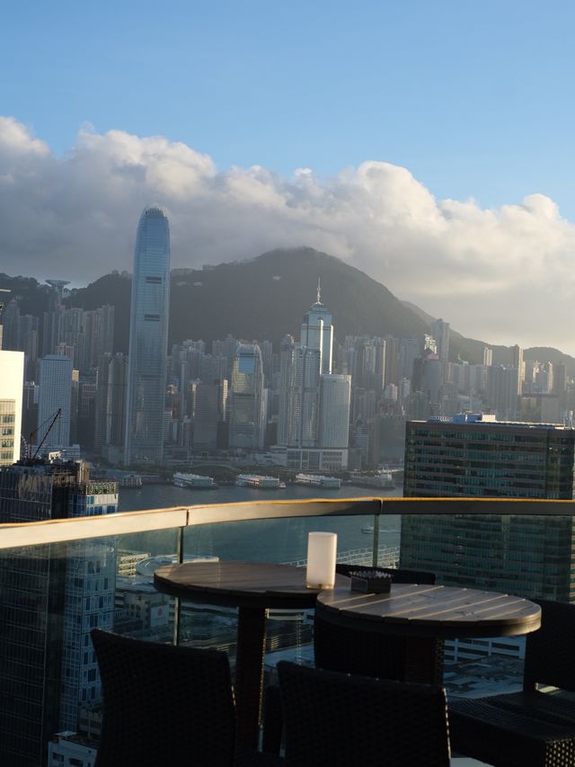 尖沙咀｜居高臨下飽覽維港景色高質西餐