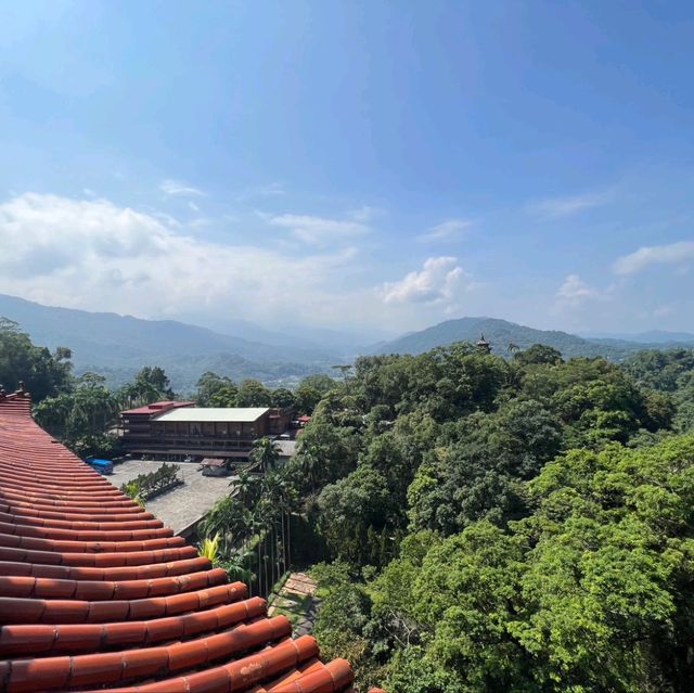 苗栗-台灣小百岳|獅頭山紫陽門|（古道漫步，寺廟迴禮）
