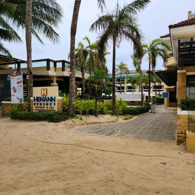 Beachfront Hotel in the Bora's Party Area