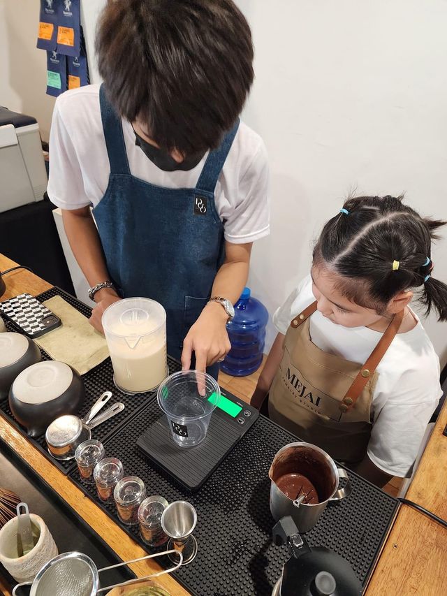 Dugo Space 🥤🤍