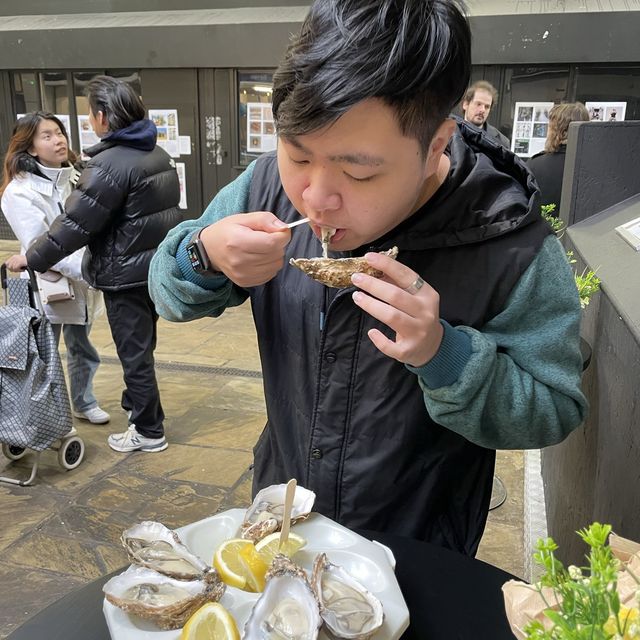 歐洲最大的室內市場 - Leeds Kirkgate Market