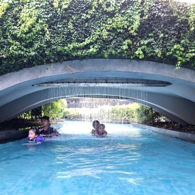 สนุกสนานที่ Huahin Marriott Resort & Spa 🌊⛱️🌈