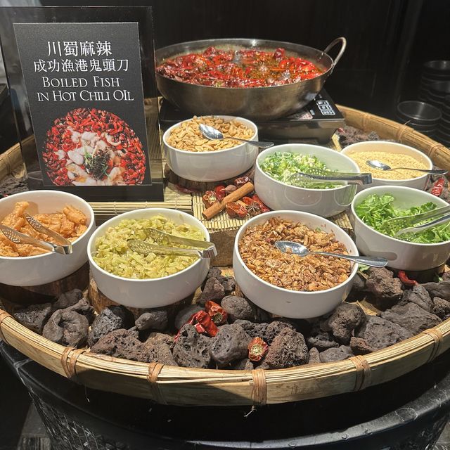 台北美食，晶華酒店Buffet 柏麗廳，異國料理種類多、海鮮新鮮、生魚片、壽司🍣、甜點任選！