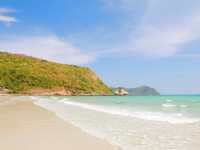 หาดน้ำใส หาดทรายขาวสะอาด 🌴🌴