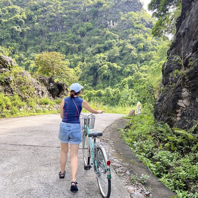 Day trip at Cat Ba Island (near Ha Long Bay)