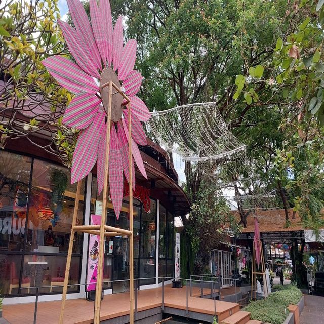 ยูดี ทาวน์ แลนด์มาร์กใจกลางเมืองอุดรธานี