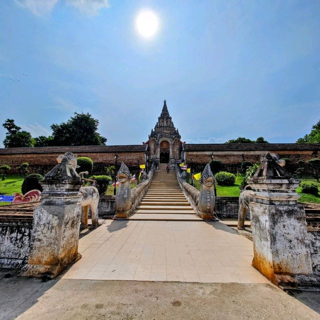 Timeless Echoes: A Day at Wat Phra That Lampang Luang