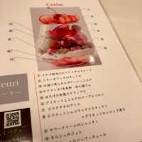 東京《溜池山王》季節ごとに変わる贅沢パフェ