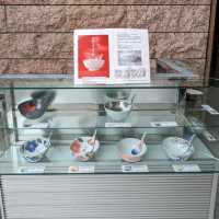 カップヌードルミュージアム、売店、展示品、安藤百福さんの色紙や私物の展示コーナー