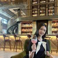 중세 유럽에 온 듯한 싱가포르 Atlas Bar