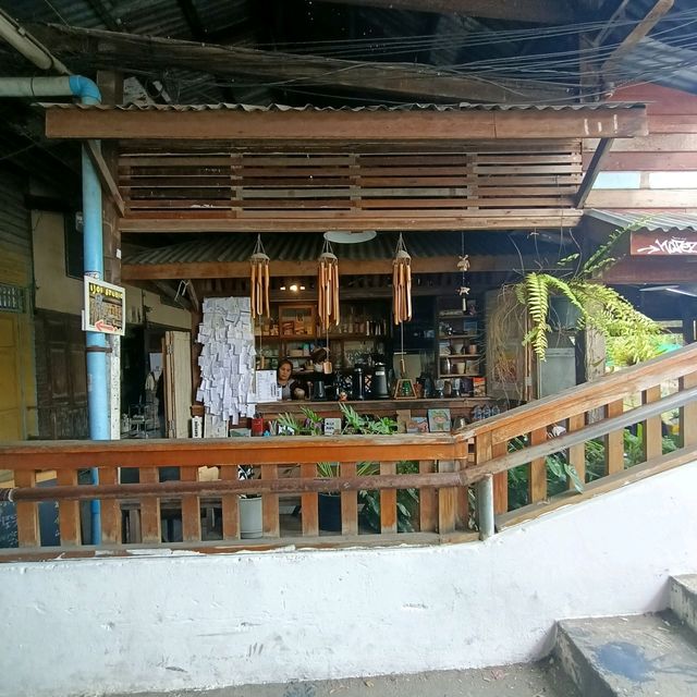 ชมตลาดเก่าหัวตะเข้ ชุมชนริมน้ำ