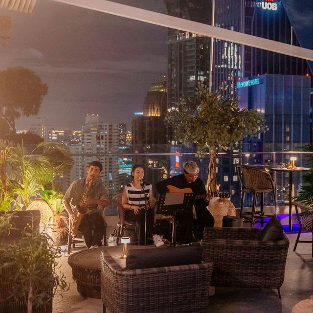 Hyatt Place Bangkok Sukhumvit โรงแรมวิวเมืองสวย