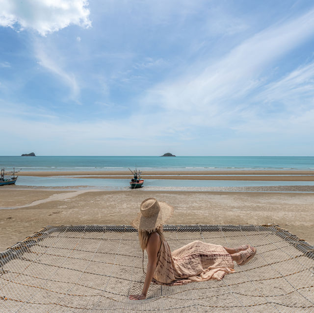 ที่พักหัวหินติดทะเล สระวิวปัง หมูกะทะรสเด็ด 🏝️