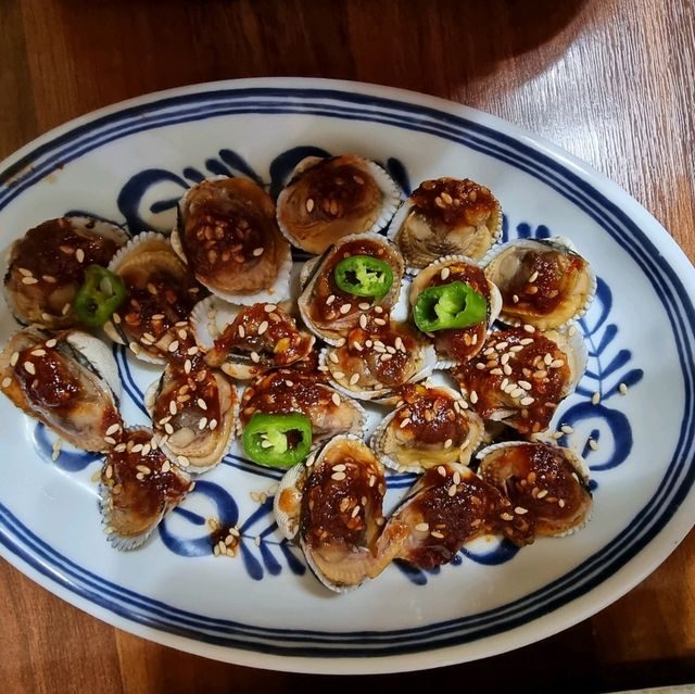 또 먹을래.맛있다.줄서라.