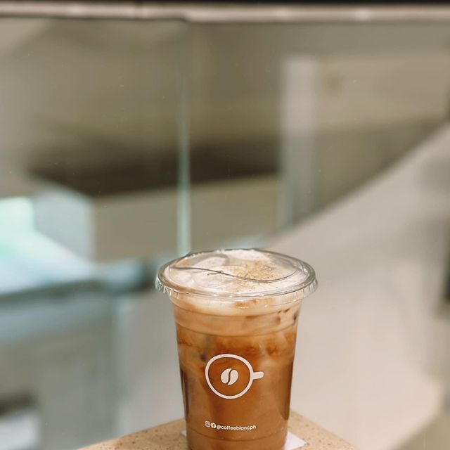 COFFEE BLANC • MANDALUYONG