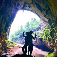 Must Visit in world famous Cave Hang En