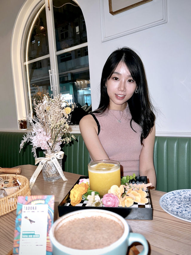 西環新開一間歐式靚靚打卡Cafe🌸☕️× fine dining🍽