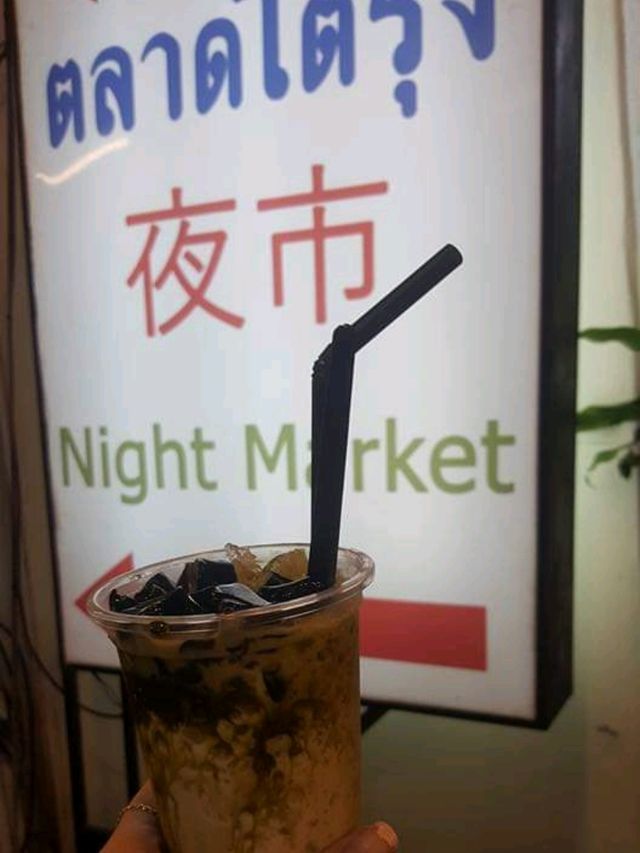 Enjoy Food at Hua Hin Night Market