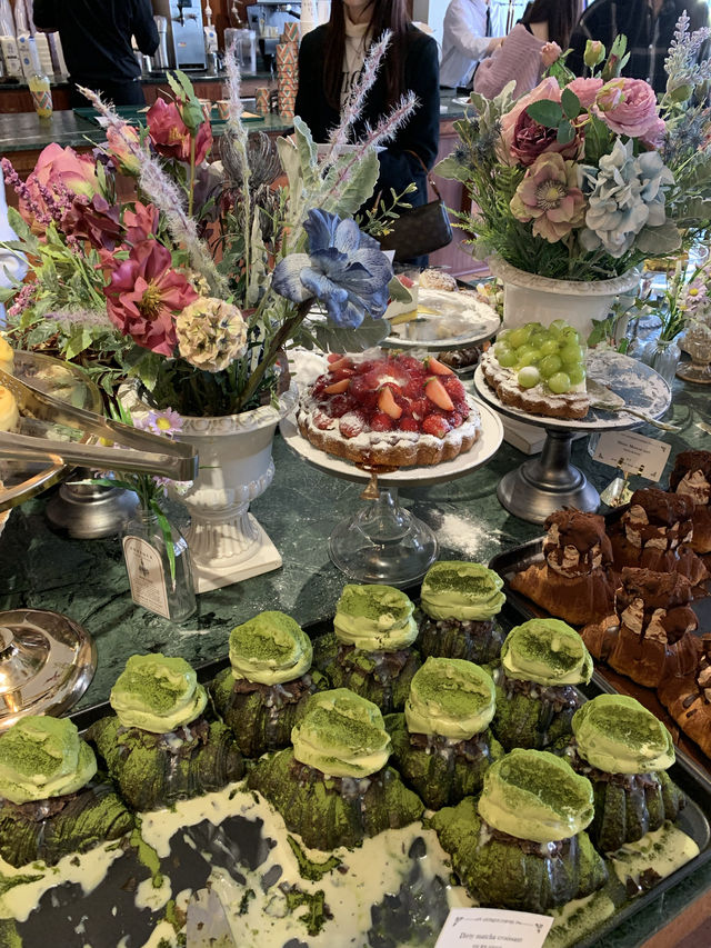 【ソウル】お花とスイーツに囲まれる夢見たいなカフェ🇰🇷🌷🎀(Seoul)