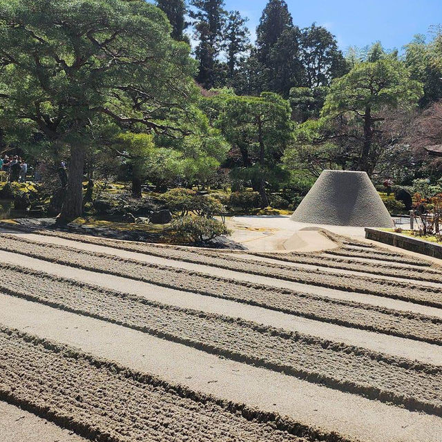 如詩如畫的京都銀閣寺🕍