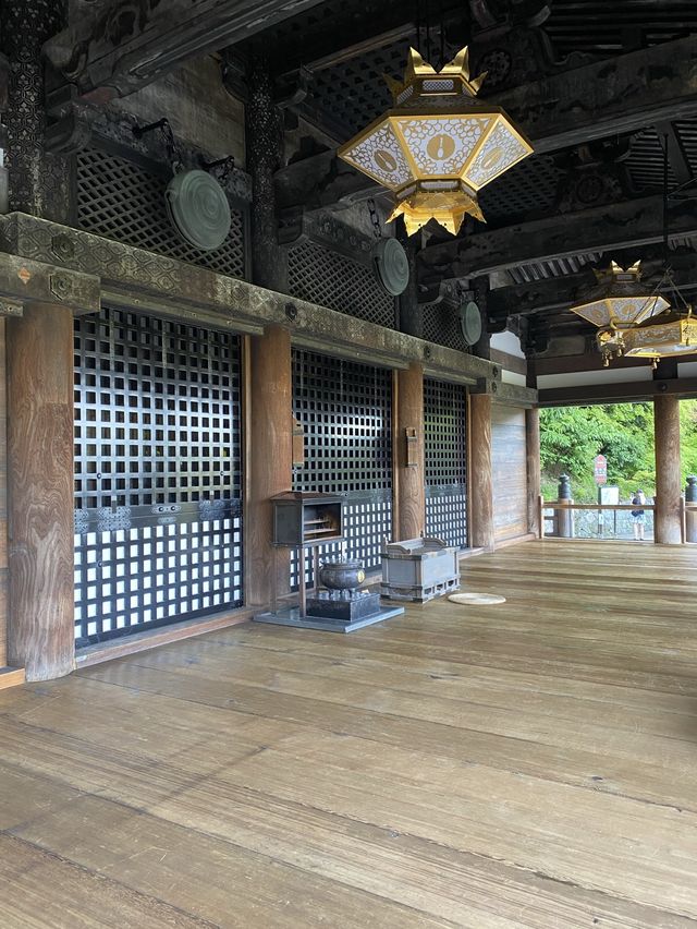 【京都】朱色と木造のコントラスト