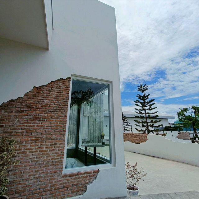 S-CURVE café at Korat 