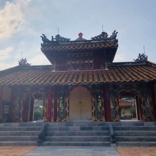 베트남 - 후에 응웬 왕조 왕릉중 가장 멋진 곳 민망왕릉 