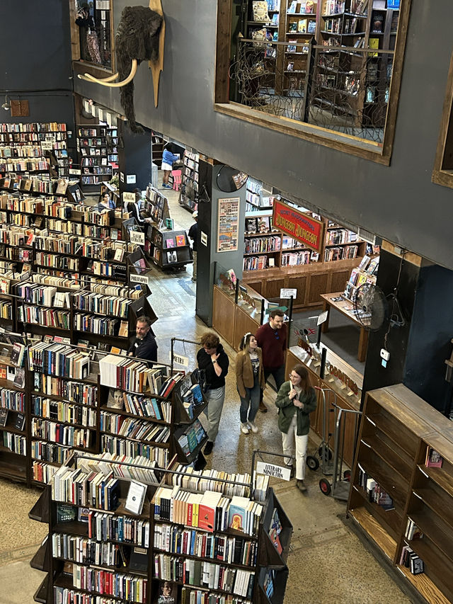🇺🇸la 다운타운 서점, The Last bookstore