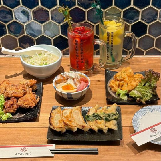 「Shibuya Restaurant」：獨特風情與文化魅力的特色小店