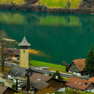🇨🇭 ルンゲルン湖: 静かな高山の楽園 | Trip.com ルンガーン