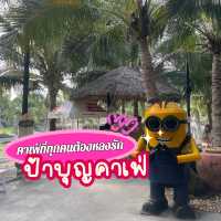 คาเฟ่ที่ทุกคนต้องหลงรัก ป้าบุญคาเฟ่ ครีราชา