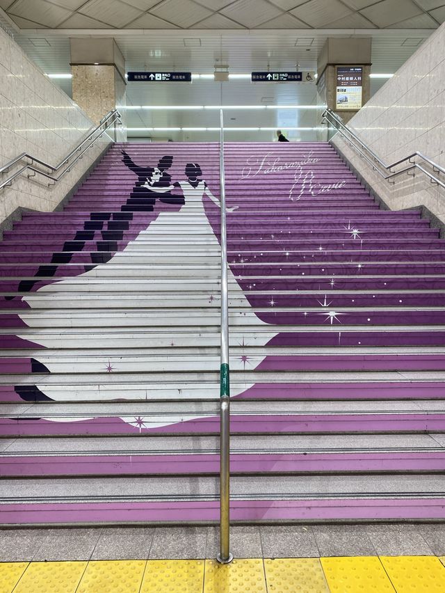 【宝塚】ファンには嬉しい宝塚駅のフォトスポット