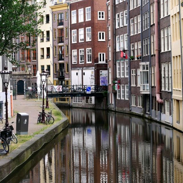 Canals, Bycycles and Bridges