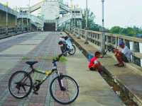 สะพานรักสารสิน