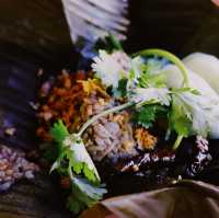 ข้าวซอยไก่ น้ำเงี้ยว ป้าศรีไว
